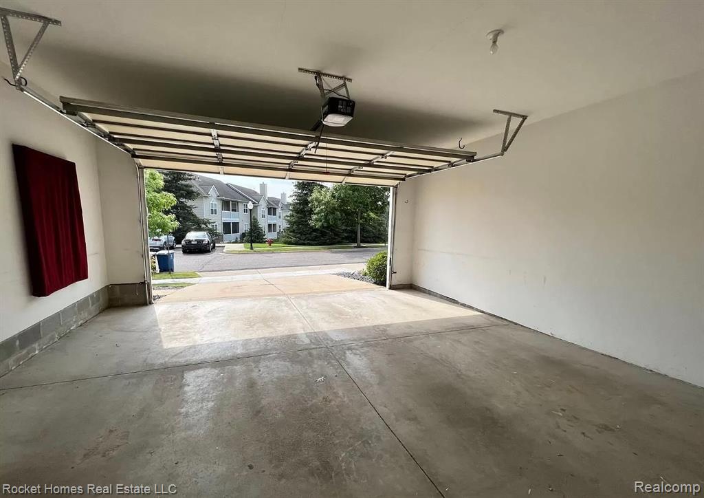 2956 Hunley Drive, Ann Arbor, MI 48105 — Photo 29