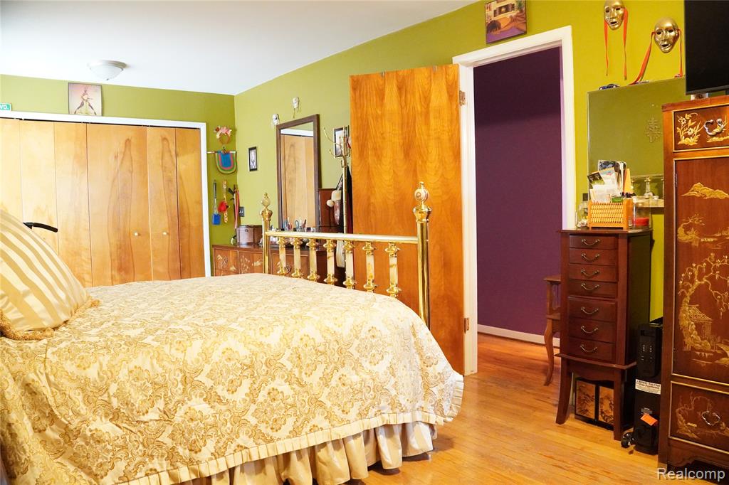 19445 McIntyre Street, Detroit, MI 48219 — Photo 13