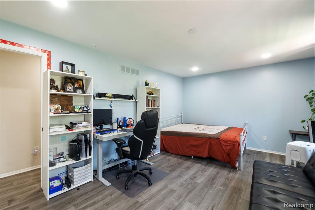 5784 FAIRCASTLE Drive, Troy, MI 48098 — Photo 14