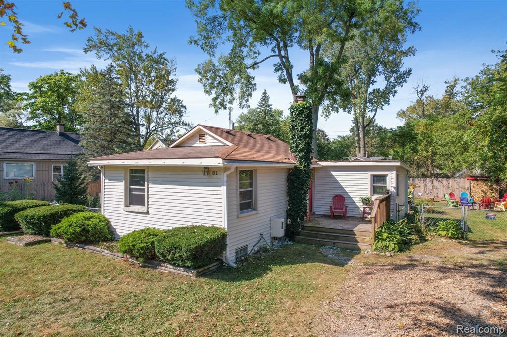 81 N EAGAN Drive, Lake Orion, MI 48362 — Photo 21