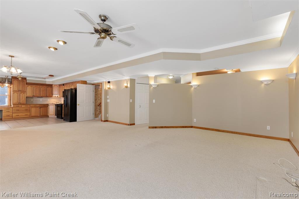 10045 Highland Road, White Lake, MI — Photo 32
