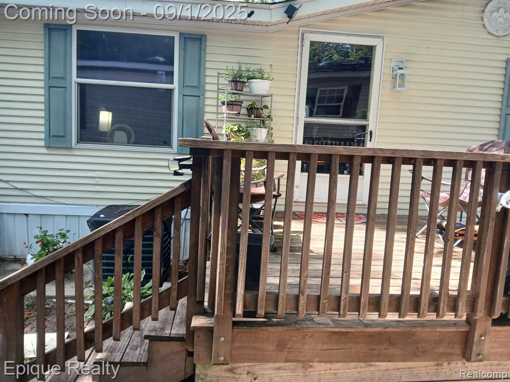 75 Carmell, Belleville, MI 48111 — Photo 4