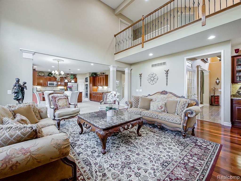 6866 CAMBRIDGE, West Bloomfield, MI — Photo 11