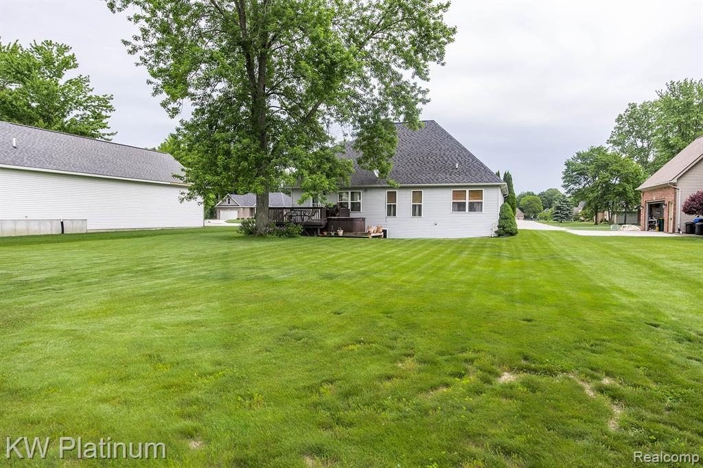 3167 Blackheath Court, Port Huron, MI 48060 — Photo 29
