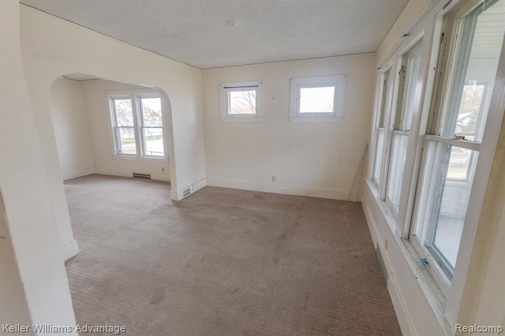 4104 Mayfair Street, Dearborn Heights, MI 48125 — Photo 7