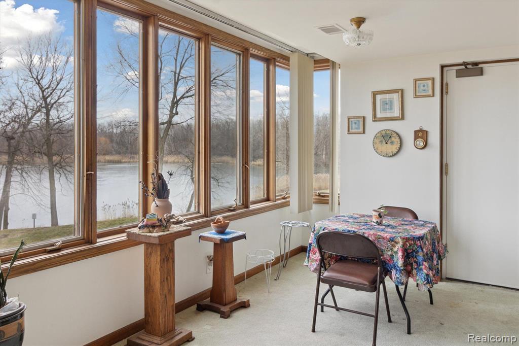 43050 12 Oaks Crescent Drive, 3044, Novi, MI 48377 — Photo 29