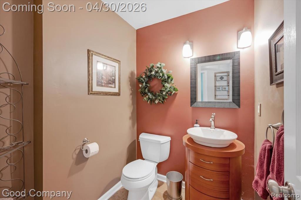641 Shortridge Avenue, Rochester Hills, MI 48307 — Photo 23