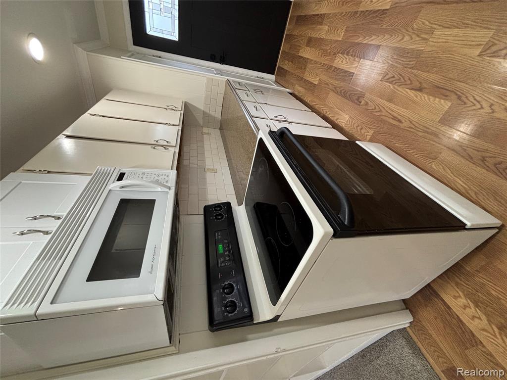 15130 Roach Drive, Linden, MI 48451 — Photo 17