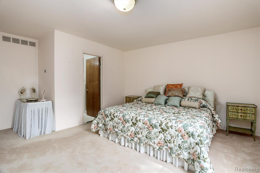 42472 Woodward Avenue, D2, Bloomfield Hills, MI 48304 — Photo 12
