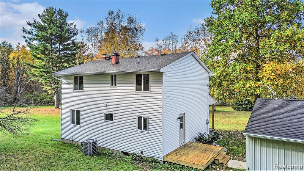 6280 Kim Court, Otter Lake, MI 48464 — Photo 25
