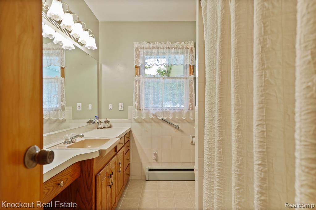 3842 Waltmar Drive, Bridgeport, MI 48722 — Photo 29