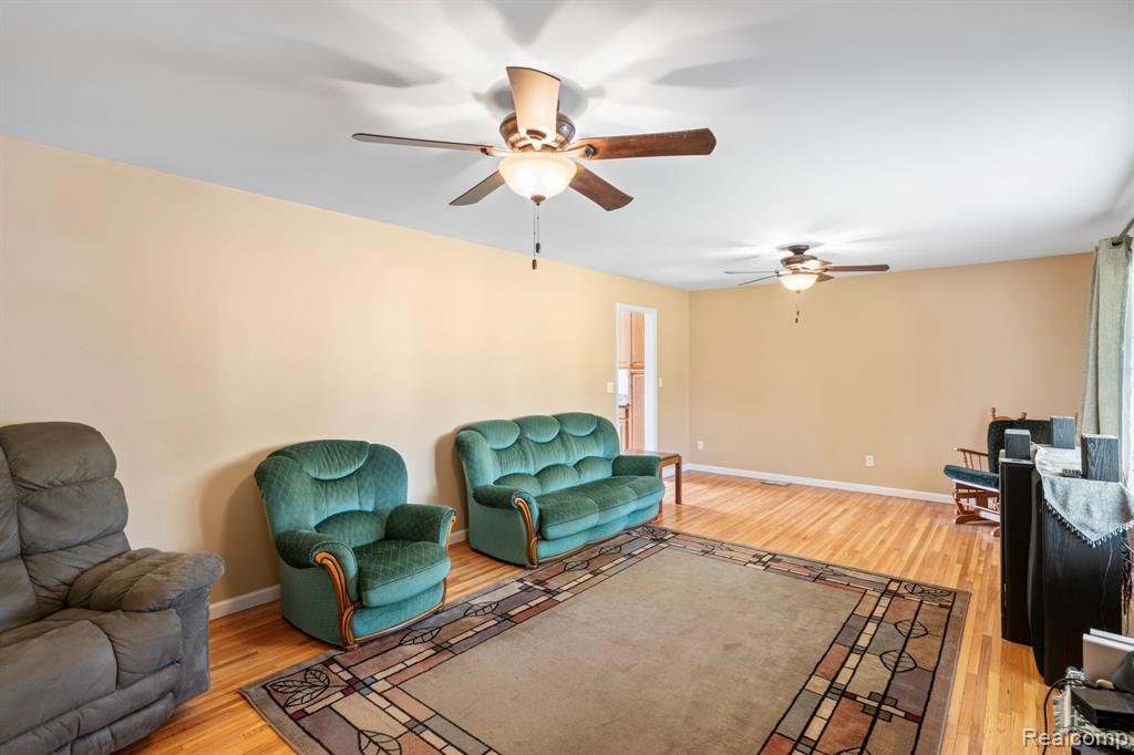7311 S New Lothrop Road, Durand, MI 48429 — Photo 6