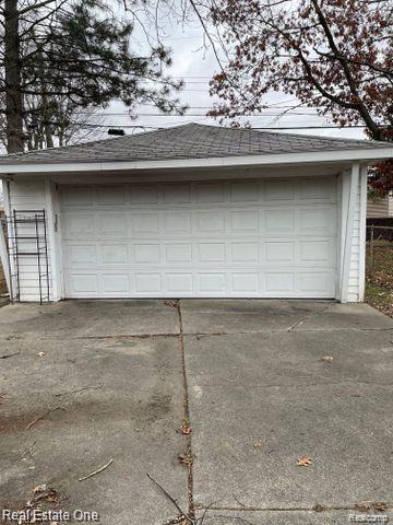 5712 N SILVERY Lane, Dearborn Heights, MI 48127 — Photo 12