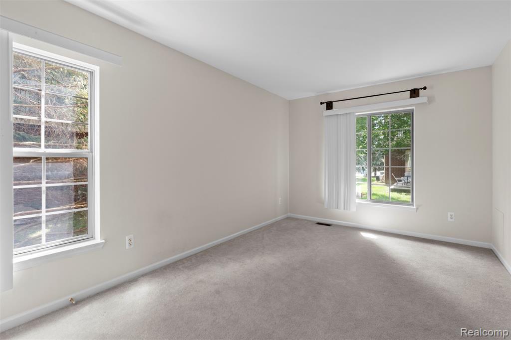 45815 Grant Court, Macomb, MI 48044 — Photo 20