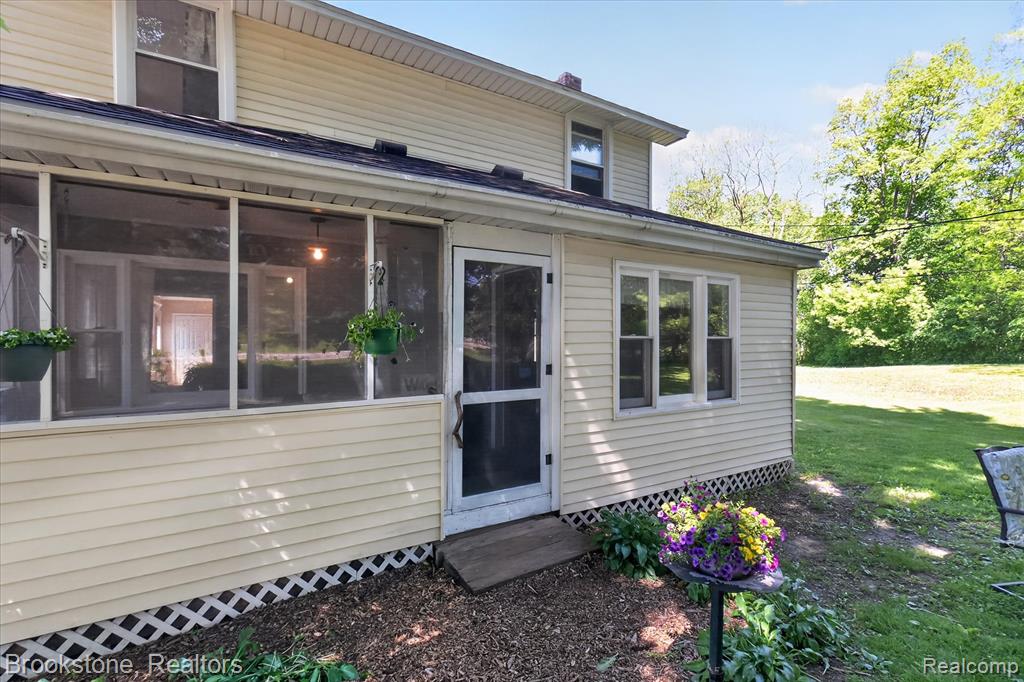 9455 Andersonville Road, Clarkston, MI — Photo 4