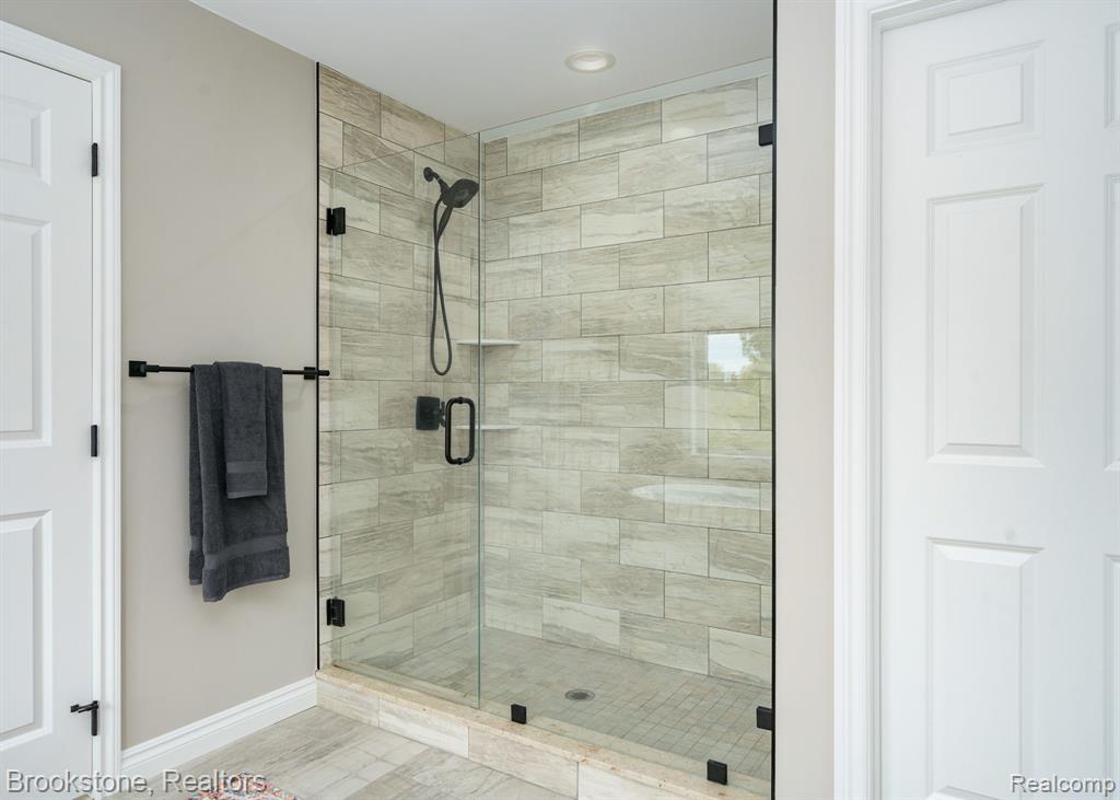 1728 John Paul Court, Oxford, MI 48371 — Photo 29
