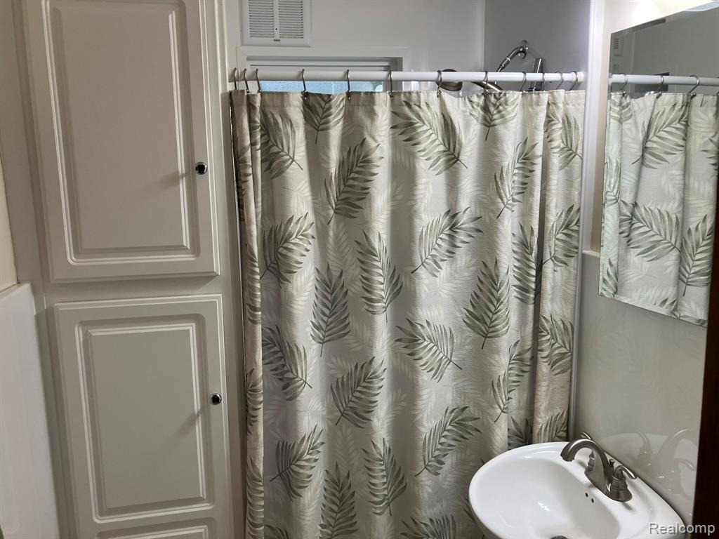 5893 Cribbins Road, Kenockee, MI 48006 — Photo 20
