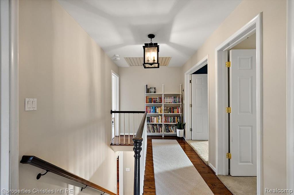 2684 Bradway Boulevard, Bloomfield Hills, MI 48301 — Photo 29