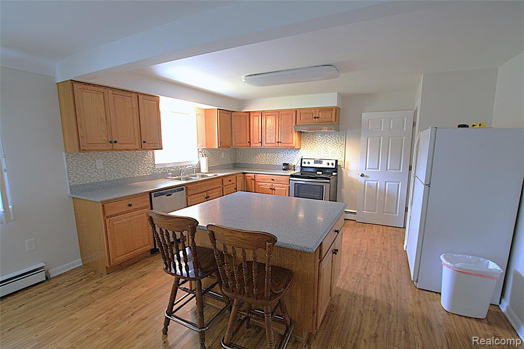 5404 Miller Road, Swartz Creek, MI 48473 — Photo 12