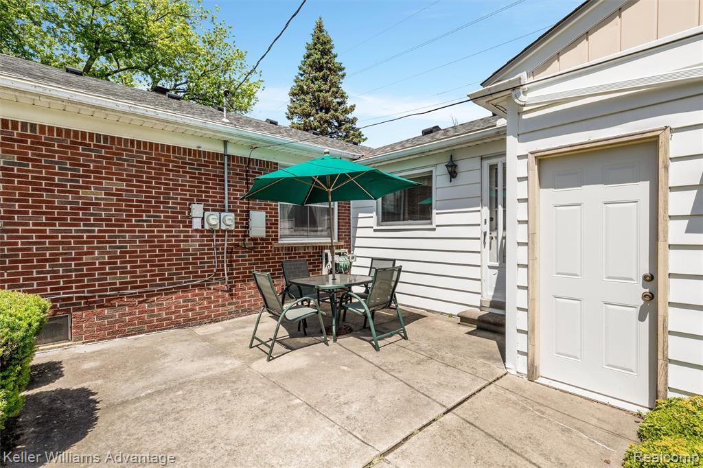 7320 Colonial Street, Dearborn Heights, MI 48127 — Photo 42