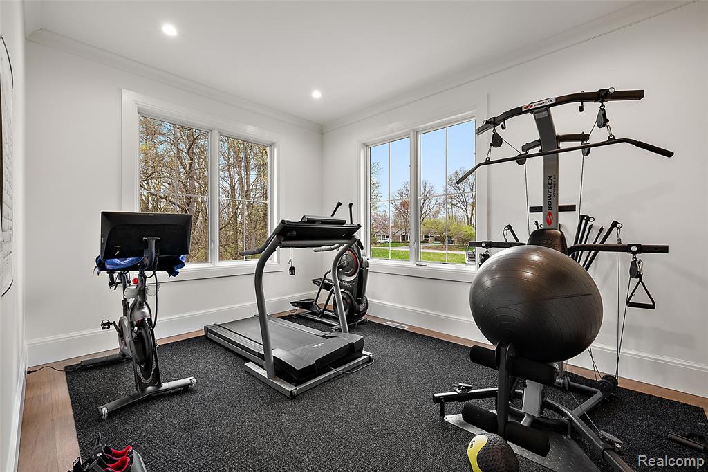 3431 Crooks Road, Troy, MI, 48084