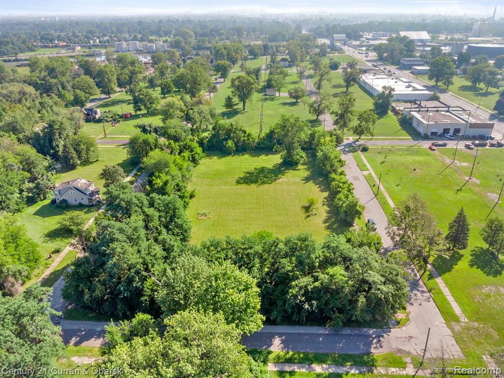 530 S COLONIAL Street, Detroit, MI 48217 — Photo 11