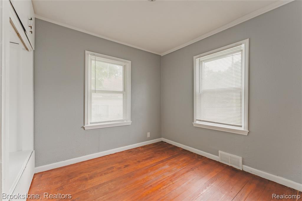 62 Court Street, Pontiac, MI 48342 — Photo 16