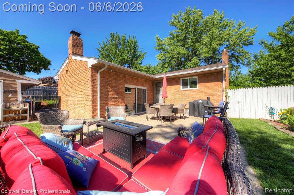 373 Tilmor Drive, Waterford, MI 48328 — Photo 41