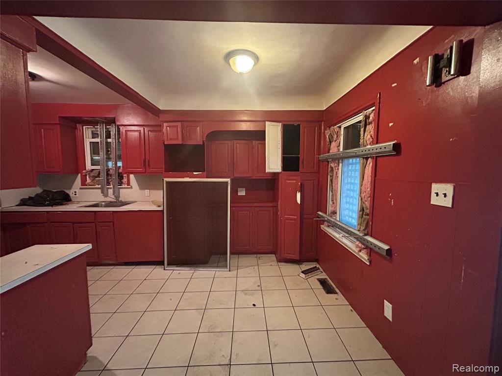 6506 Stahelin Avenue, Detroit, MI 48228 — Photo 3