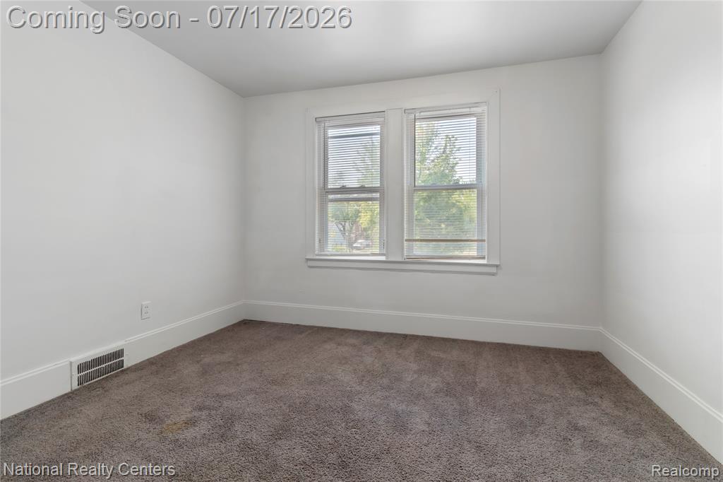 9281 Boleyn Street, Detroit, MI 48224 — Photo 31