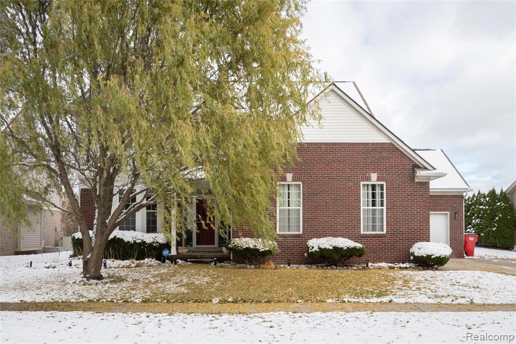 48850 Village Drive, Macomb, MI 48044 — Photo 36
