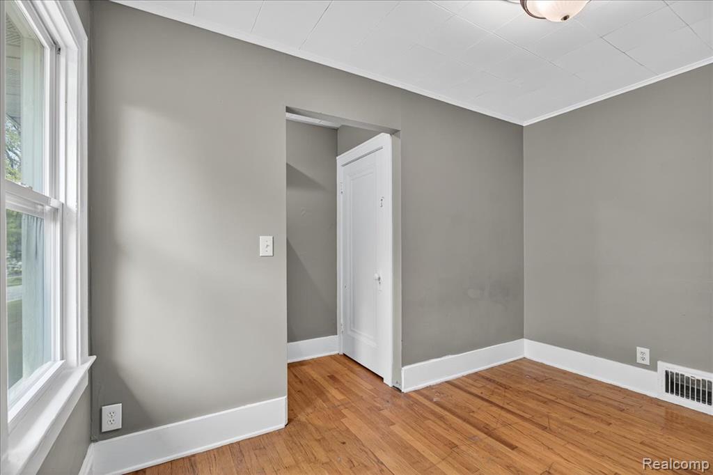 808 Marquette Street, Flint, MI 48504 — Photo 16