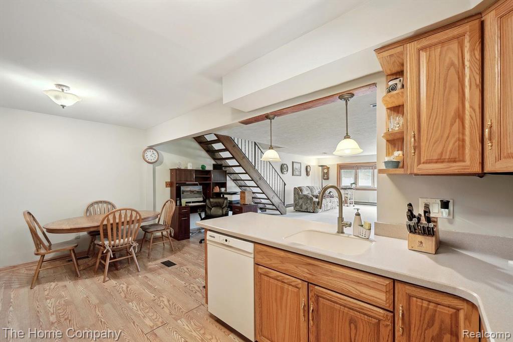 4473 Parkside Boulevard, Allen Park, MI 48101 — Photo 10