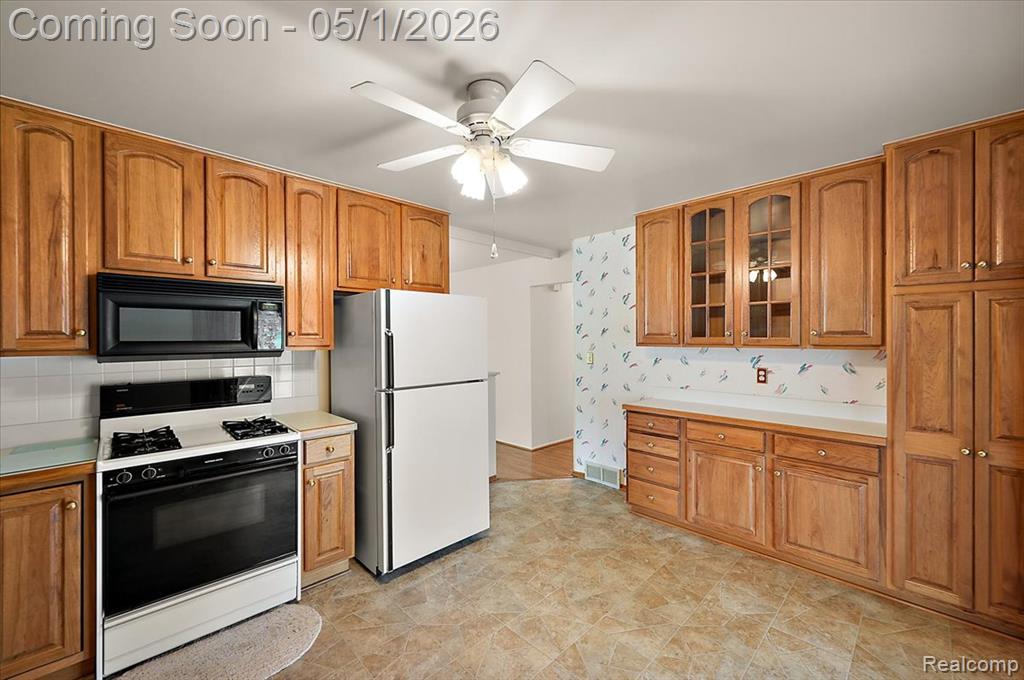 28696 Patricia Avenue, Warren, MI 48092 — Photo 13