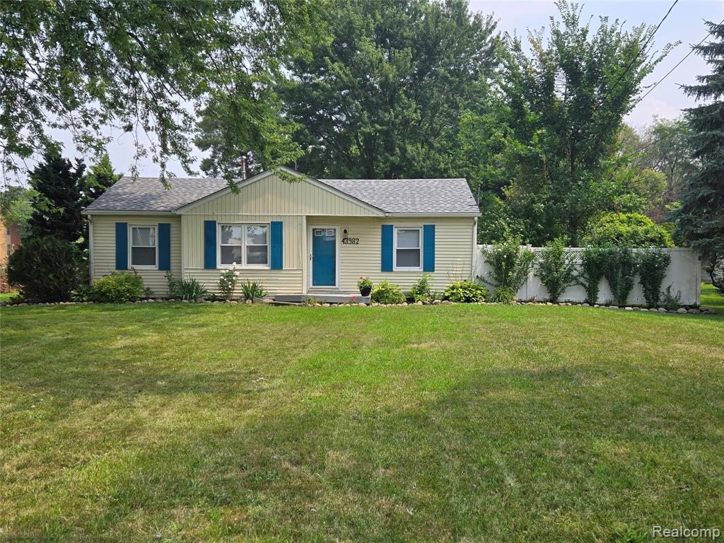43982 North Avenue, Clinton Twp, MI 48036 — front exterior