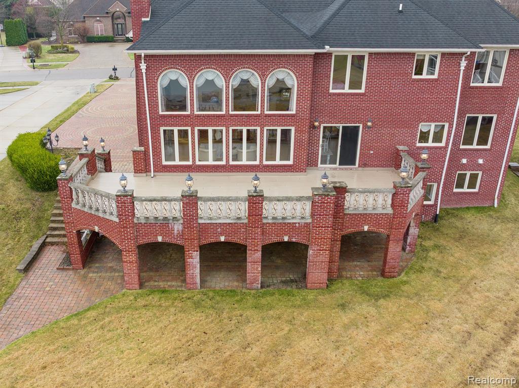 49332 GOLDEN LAKE Drive, Shelby Twp, MI 48315 — Photo 9