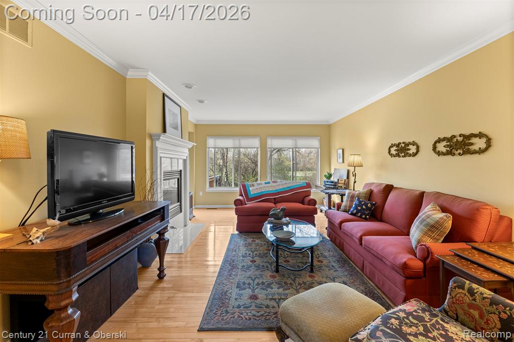 134 Legacy Park Circle, Dearborn Heights, MI 48127 — Photo 5