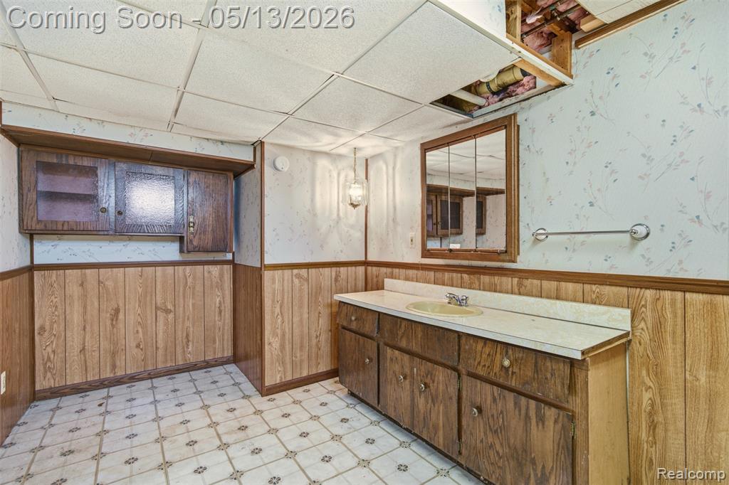2195 Strader Drive, West Bloomfield, MI 48324 — Photo 42