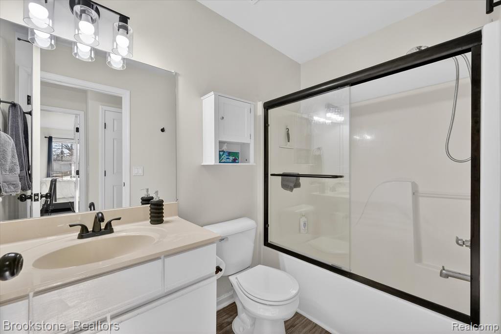 220 Oakbrooke Drive, 3, South Lyon, MI 48178 — Photo 29