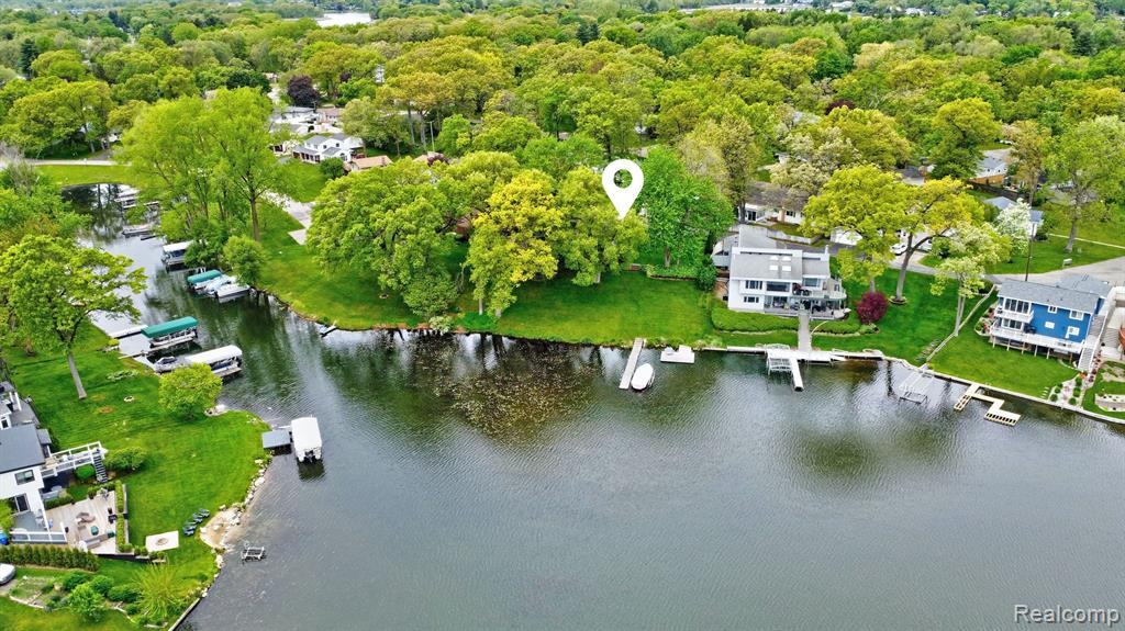 4030 ROLLINS Avenue, Waterford, MI 48329 — Photo 43