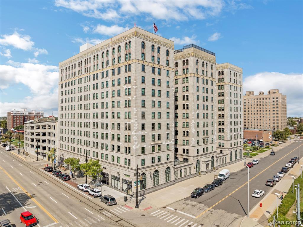 15 E Kirby Street, 318, Detroit, MI 48202 — front exterior