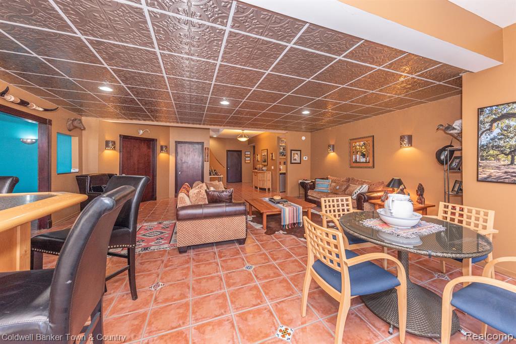 9945 ROLLING GREENS Drive, Pinckney, MI 48169 — Photo 50