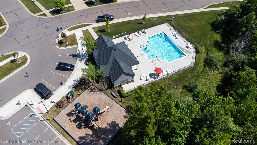 1228 CANNONADE Loop, Howell, MI 48843 — Photo 45