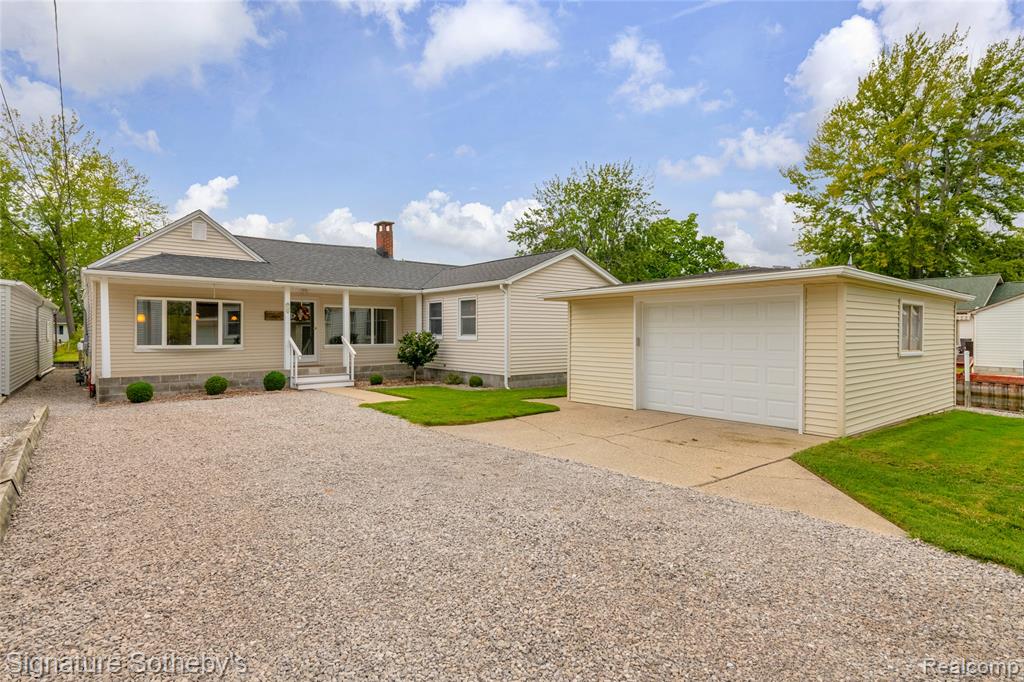 125 North Avenue, Algonac, MI 48001 — Photo 3