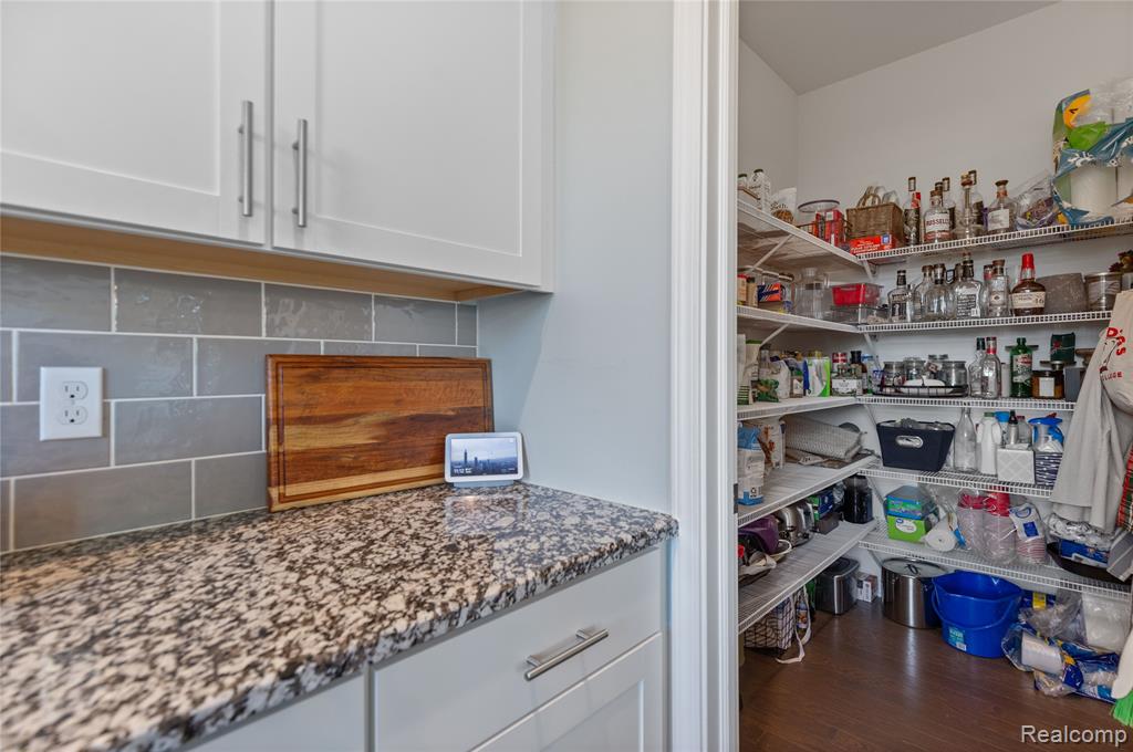 48993 Cold Rise Court, Macomb, MI 48042 — Photo 13
