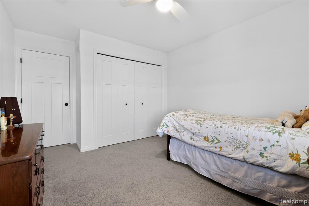 26512 International Drive, South Lyon, MI 48178 — Photo 36