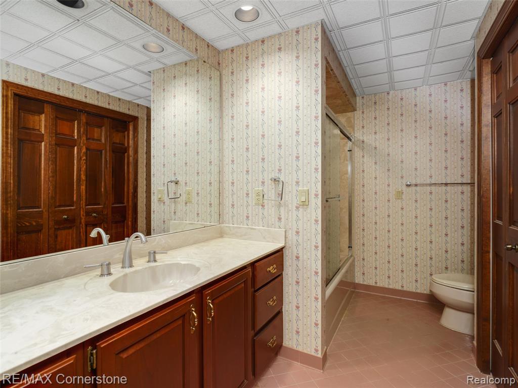 13780 Eaton Drive, Plymouth, MI 48170 — Photo 43