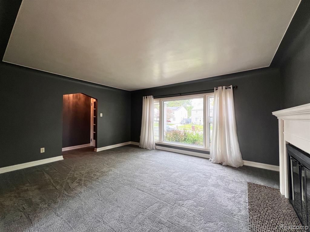8488 HARDING, Center Line, MI 48015 — Photo 14