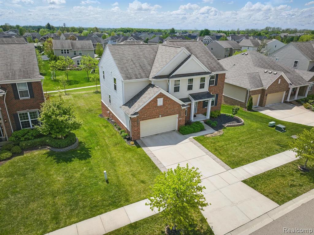 58629 WINNOWING Circle S, South Lyon, MI 48178 — Photo 2