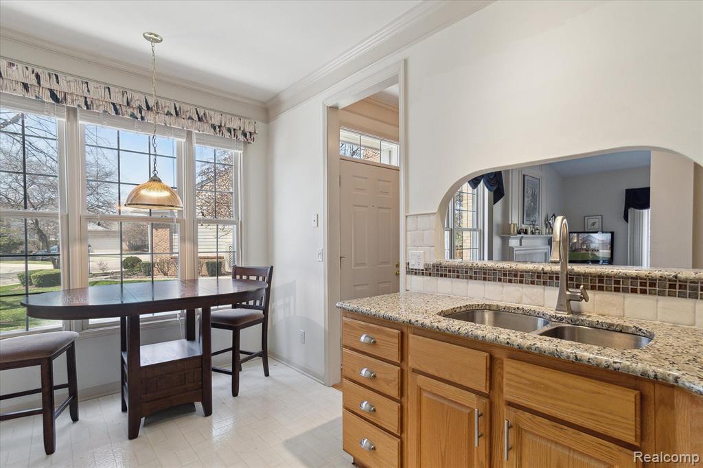 39472 EDGEWATER Drive, Northville, MI 48168 — Photo 13